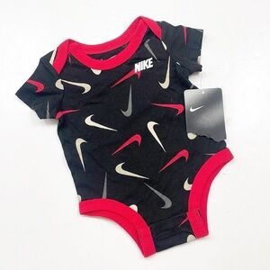 NEW Nike baby boys bodysuit